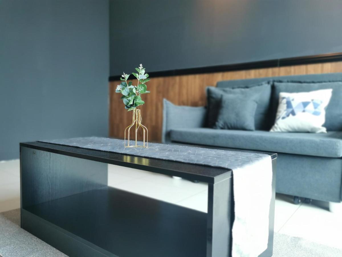 OPUS RESIDENCE KL I HomeBrickz Kuala Lumpur Exterior foto